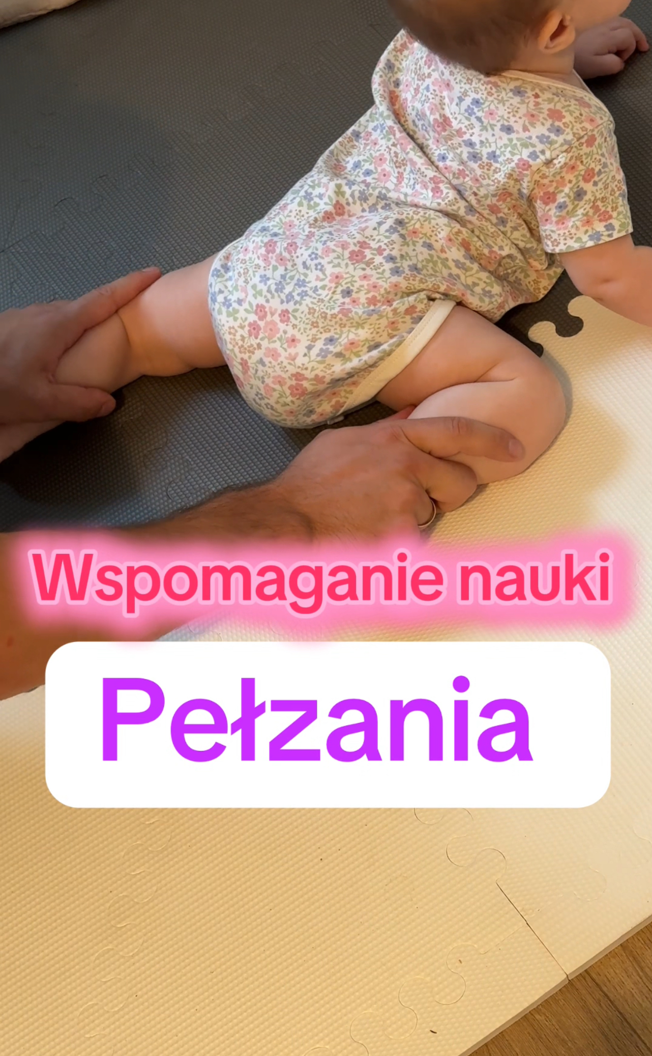 Pełzanie niemowląt
